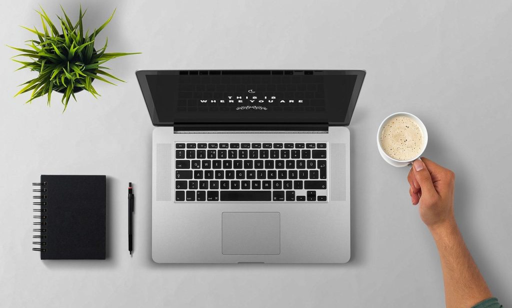 jualan online laptop