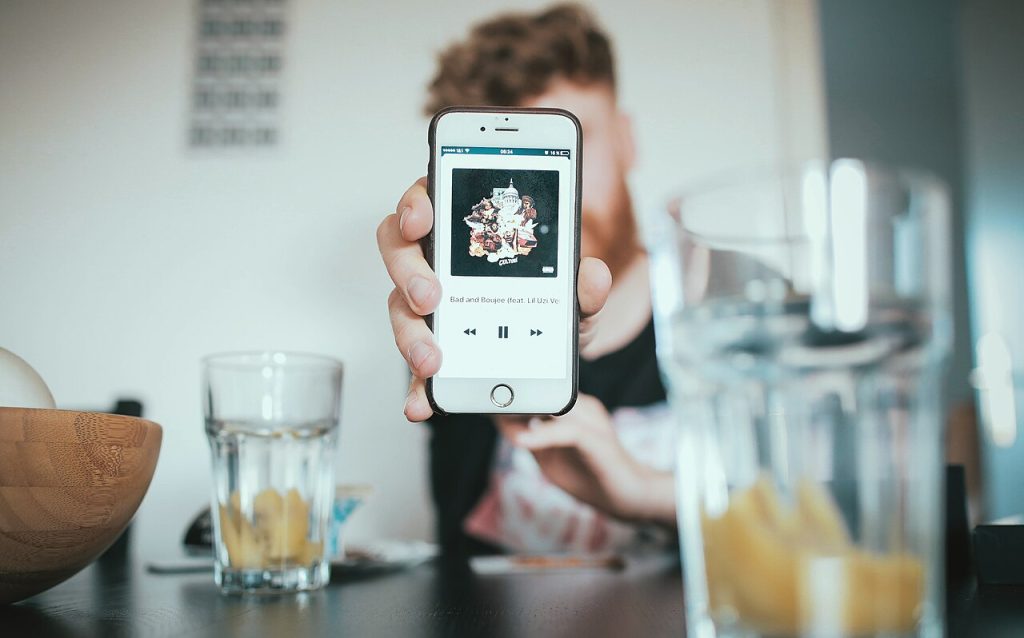 Penggunaan smartphone sehari-hari